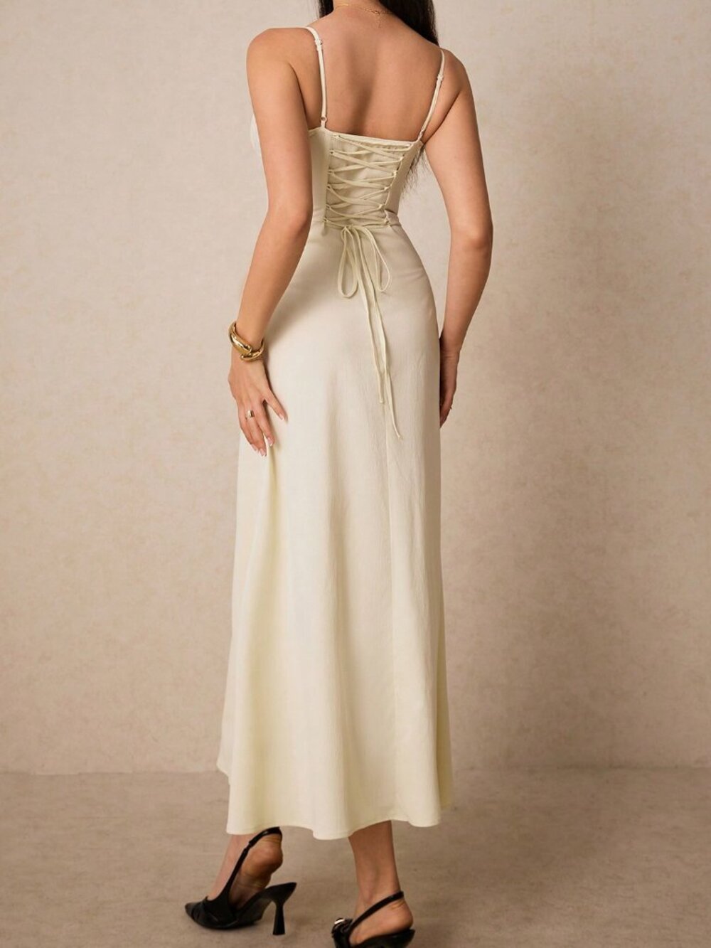 Apricot Chic Women's Maxi Dress with Sweetheart Neckline - Picture 2 of 7